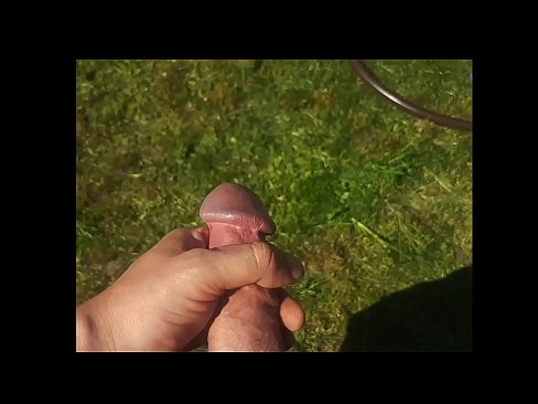 ❤️ A guapa quente recibe o seu coño rosa fodido e corre cun chorro nun xardín de verán ❤️ Porno anal a nós gl.pornjimbo.ru ❌❤