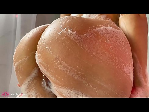 ❤️ Morena masturba o coño cun vibrador ata un orgasmo intenso na ducha ❤️ Porno anal a nós gl.pornjimbo.ru ❌❤